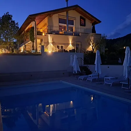 Dell'olivo Bianco ヴィラ *