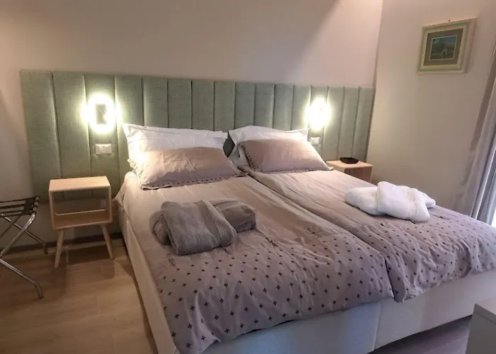 Villa Dell'olivo Bianco *